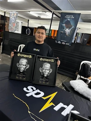 ペルーのアーティスト @ Atkins Morales が国際タトゥーコンベンションで輝き、SPARK ツールで 2 位を獲得